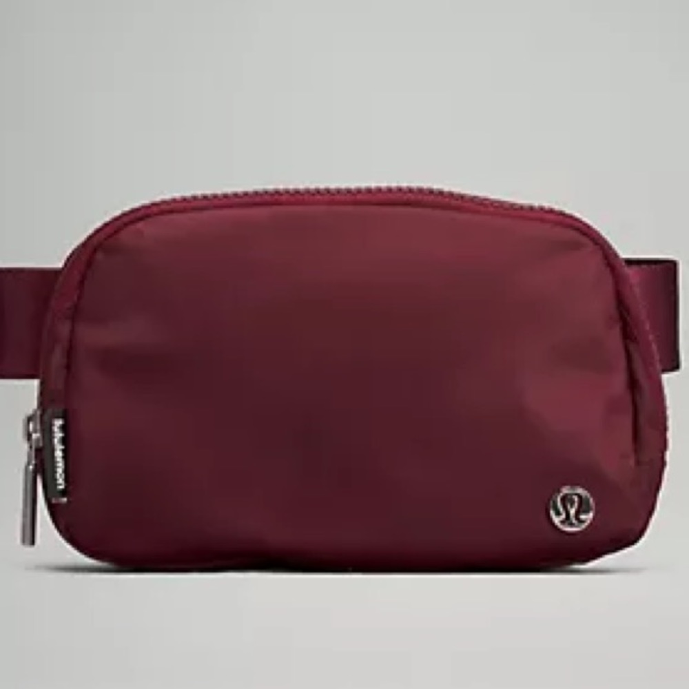 ⭐️SOLD⭐️ Lululemon 1L Everywhere belt bag - red merlot